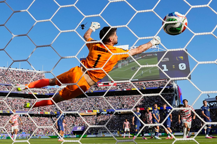APTOPIX Bosnia US WCup Soccer