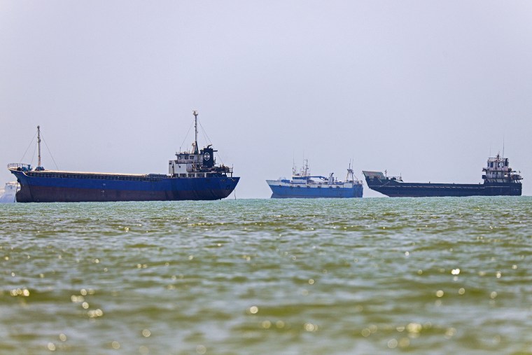 IRÁN-EE. UU.-ISRAEL-GUERRA-TRANSPORTE-HORMUZ