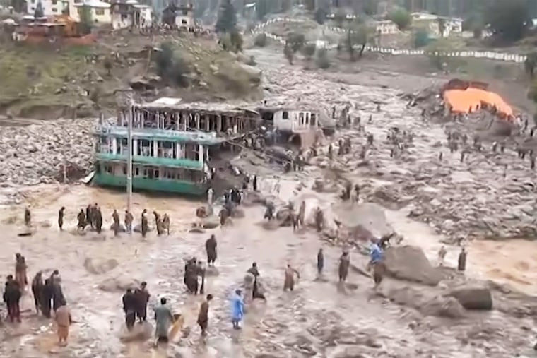 CORRECTION / AFGHANISTAN-WEATHER-FLOOD