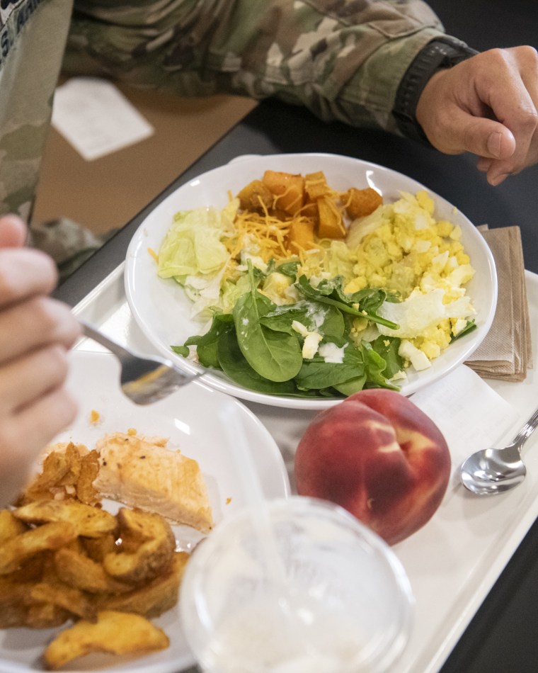 https://media-cldnry.s-nbcnews.com/image/upload/rockcms/2026-07/260729-fort-drum-meals-1-ew-730p-e12d04.jpg