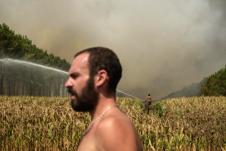 TOPSHOT-FRANCE-ENVIRONMENT-CLIMATE-WEATHER-WILDFIRE