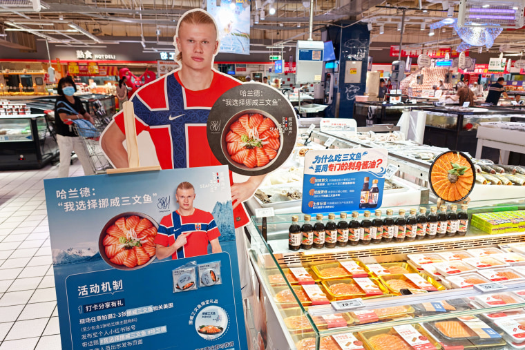 China Footballer Haaland in Business