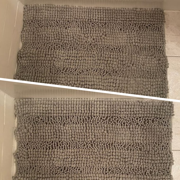 The lightness and darkness of the H.Versailtex bath mat help indicate how wet or dry it is.