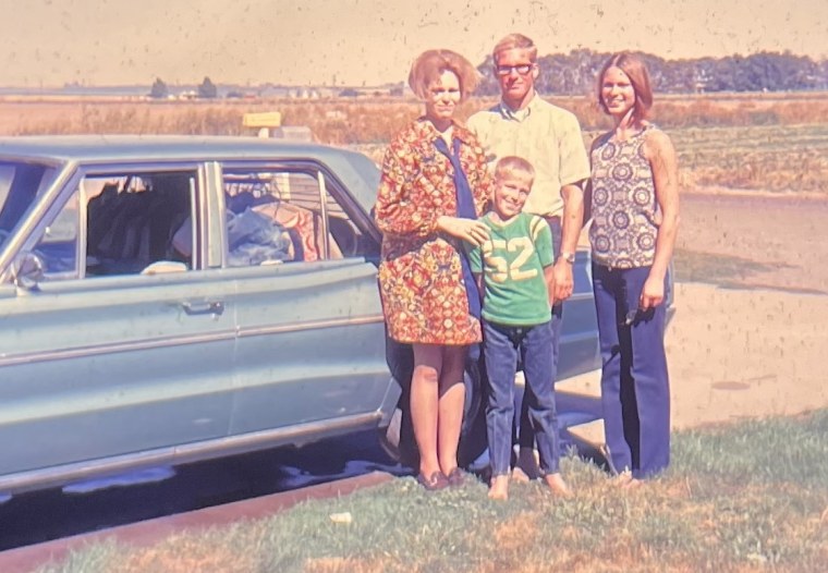 Sister Phyllis, brothers David and Bruce, and Joyce