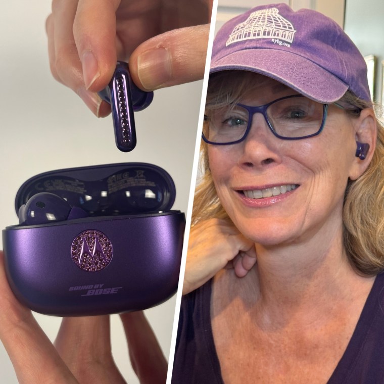 These Motorola earbuds are not only pretty, they come in this writer's favorite color!