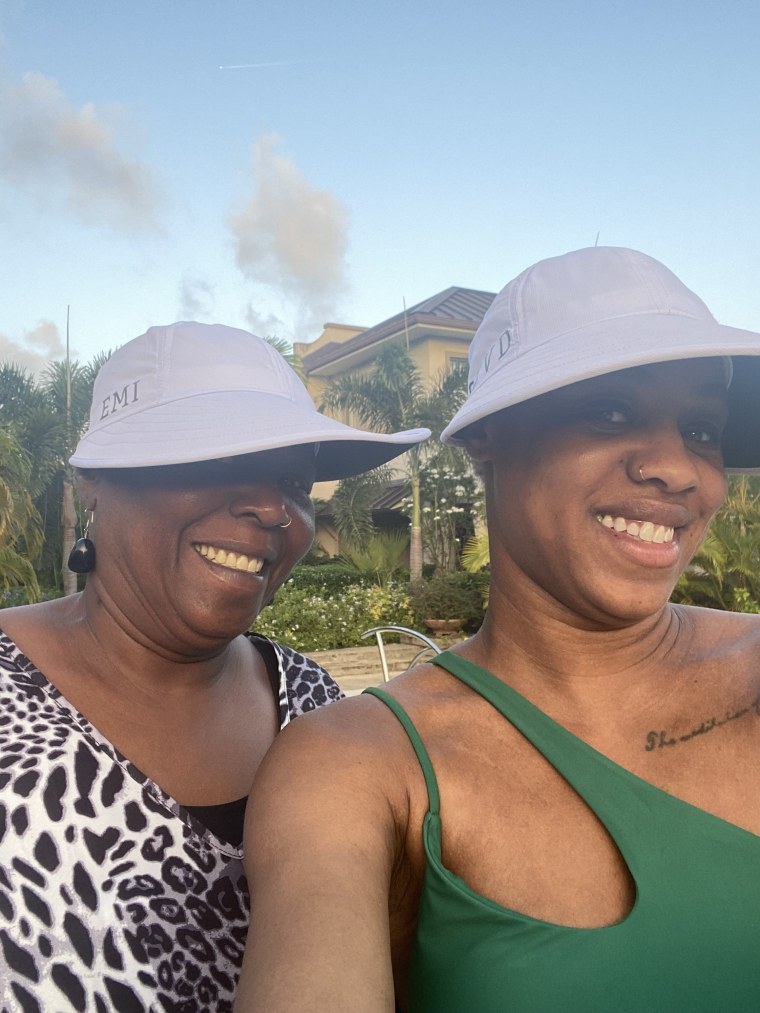 Evans and her mom have matching Ponyflo Sunblocker hats that she says she wears to avoid sunburn or worse.