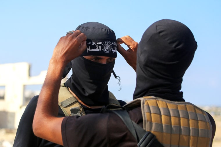 TOPSHOT-PALESTINIAN-ISRAEL-CONFLICT-GAZA-QASSAM