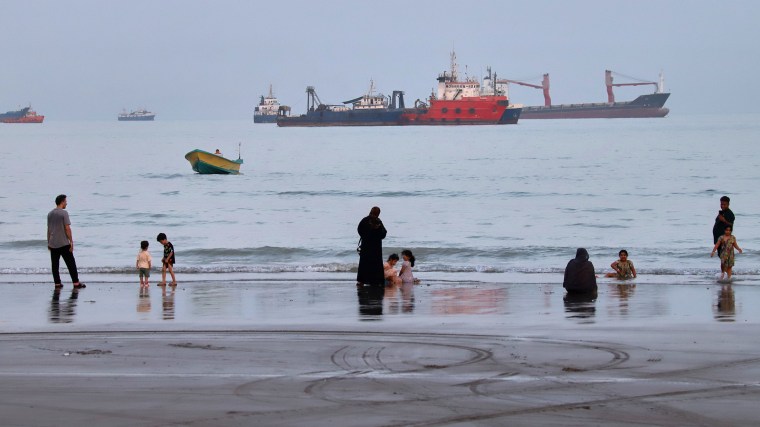 APTOPIX Iran War Strait of Hormuz