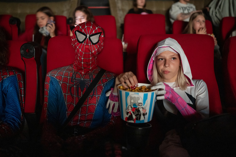 Fans of the "Spider-Man" film series gathered at "Velikan