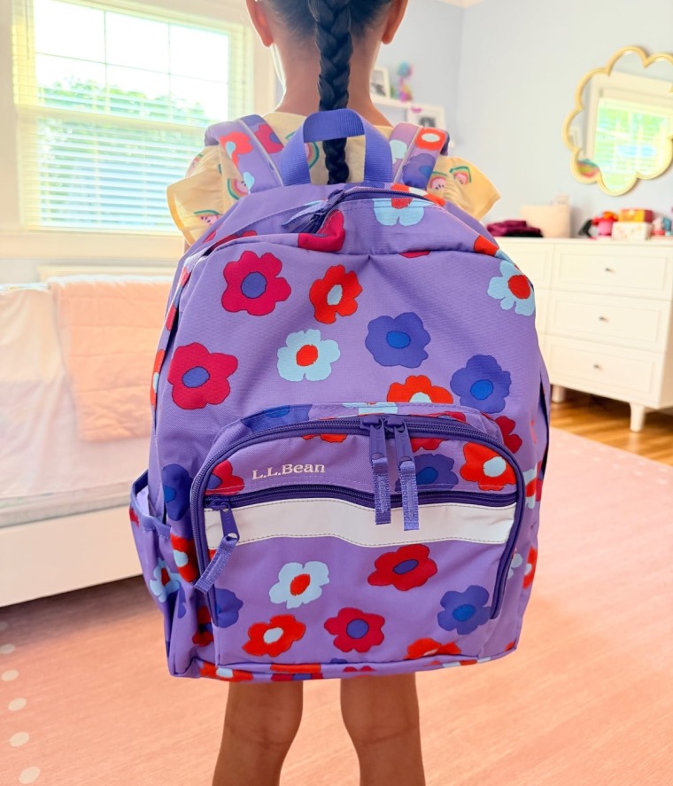This was the largest backpack we tested, making it a great option for taking kids from kindergarten to older grades, when they’ll need to carry more books and homework.