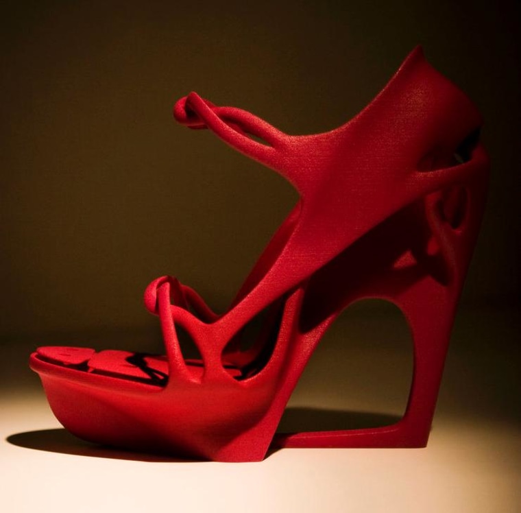 With just a click of a button, one can print high-heeled platforms with Cube, an at-home 3D printer.