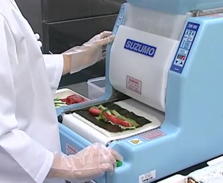 Mechanical sushi sous chef makes rolls fast