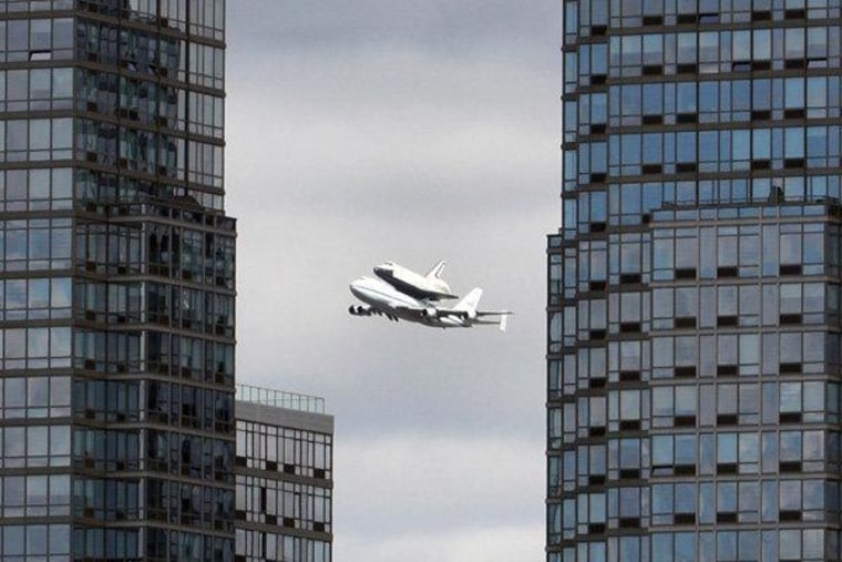 NASA 747 circling around Manhattan on Friday with the Space Shuttle Enterprise on its back.