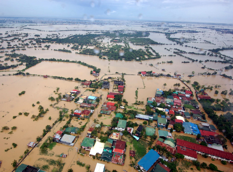 Widespread flooding continues in Manila