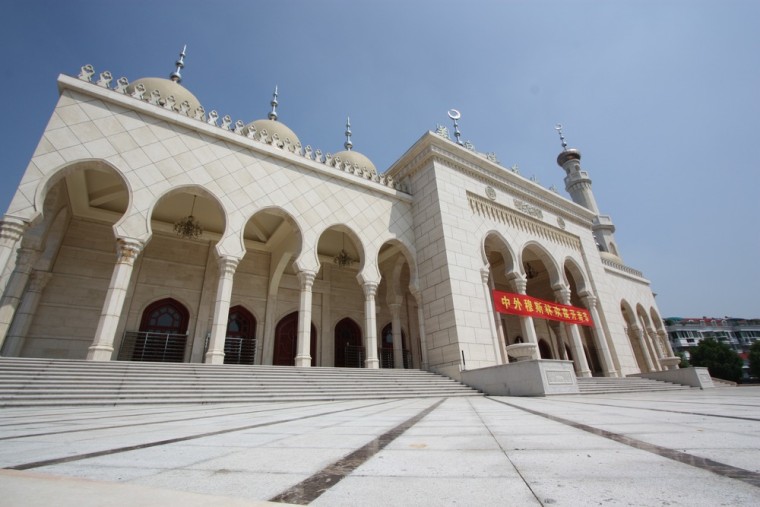 Finishing touches have just been made on a 25 million yuan (approximately $4 million) mosque that's being used by Yiwu's estimated 35,000 Muslims, one third of whom can be found at the religious center during its busiest prayer periods.