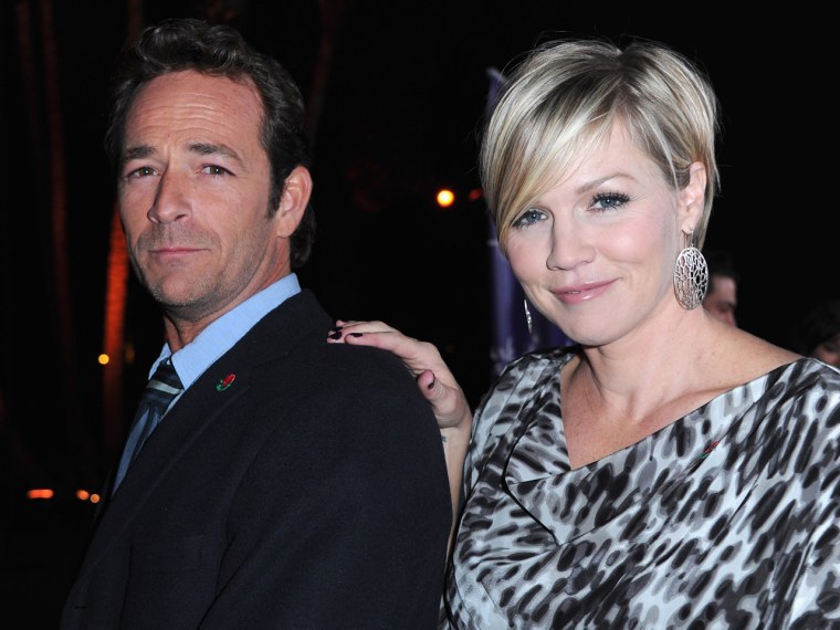 Luke Perry and Jennie Garth in 2011.