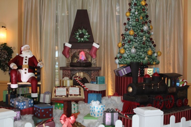 Image: Chocolate Santa display