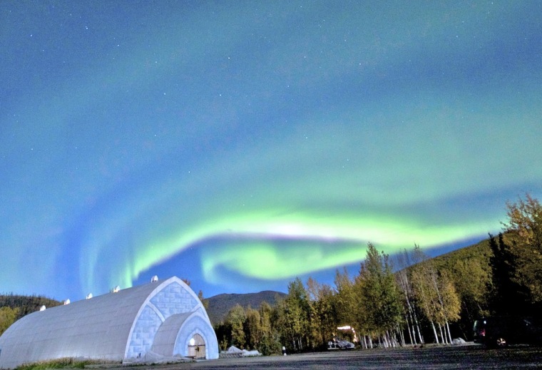 Lighter version of \"Aurora Over Ice Museum\".