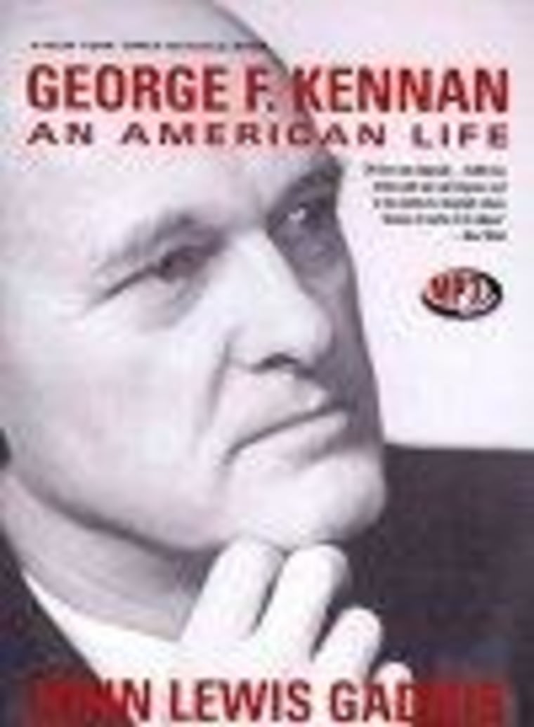 George F. Kennan: An American Life (Pulitzer Prize Winner): Gaddis