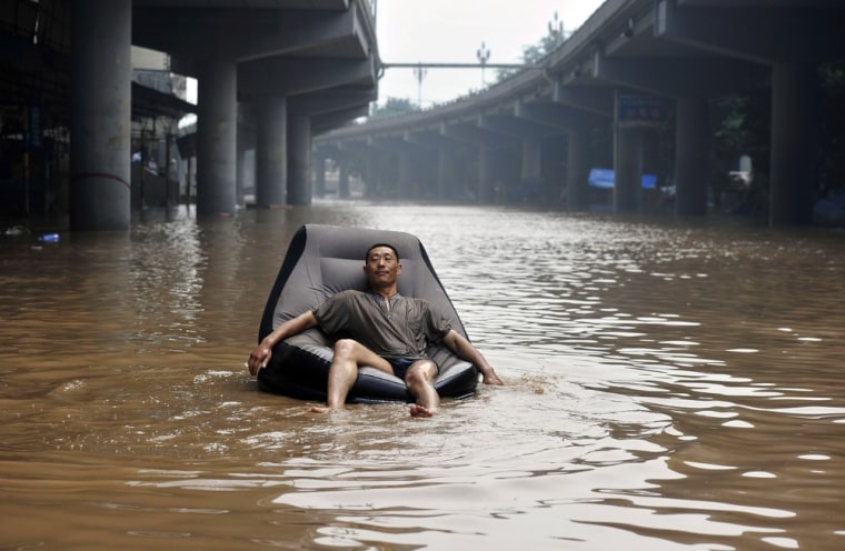 China floods leave trail of destruction