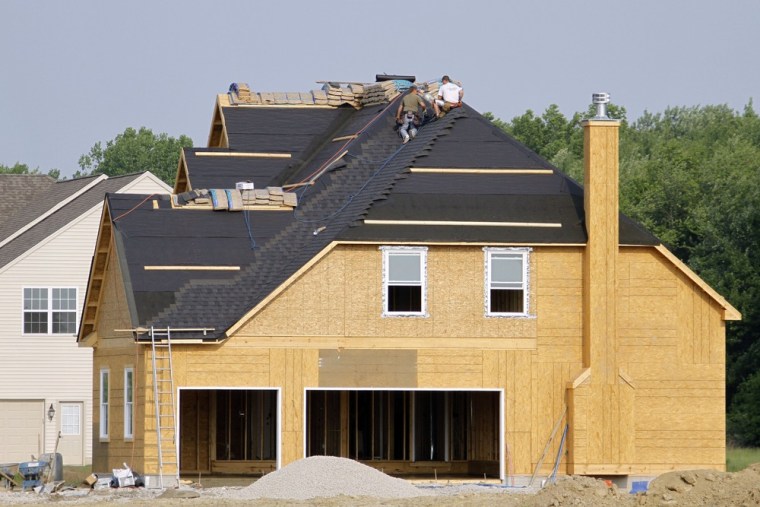 The housing market is struggling, but the size of new homes being built is on the rise.