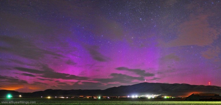 Aurora makes the sky sing the blues