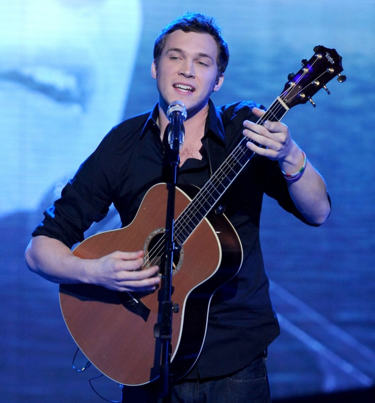 Who's favored to win 'American Idol' already?