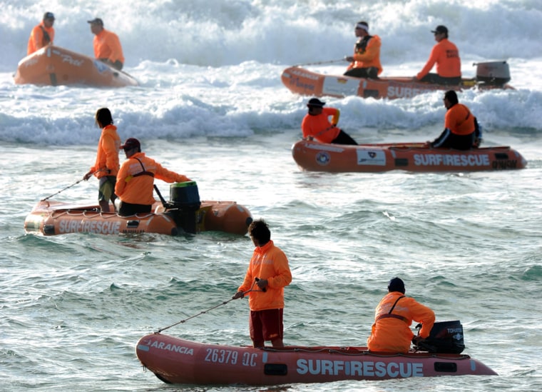 Surf Rescue teams search for missing 14 year old Matt Barclay.