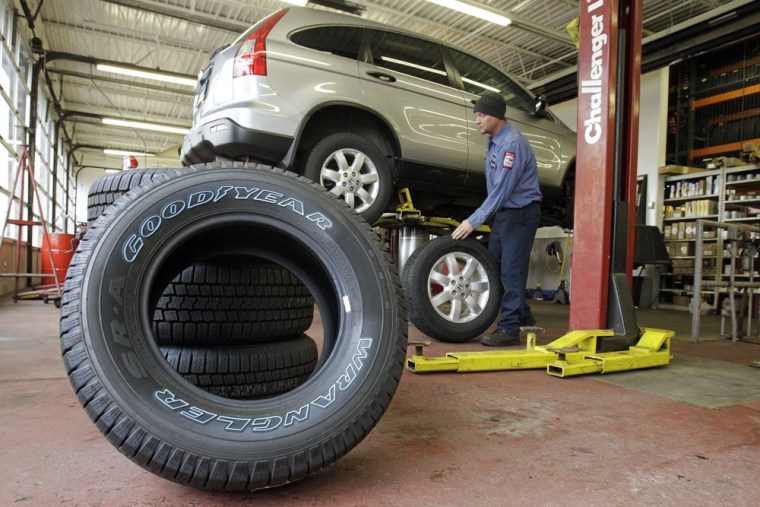 A new government study warns that as many as one in 20 crashes could be linked to tire-related problems, with underinflated tires posing an especially high risk of causing a problem.
