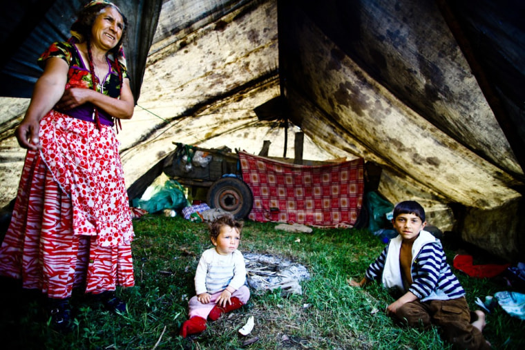 Fewer nomadic gypsies wander Romanian landscape