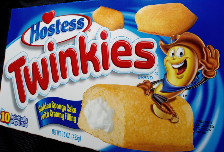 )A view of a box of 10 Hostess Twinkies is seen in this photo taken January 11, 2012.  Hostess Brands, the baker of Twinkie cakes and other iconic American foods announced November 16, 2012 that it is going out of business, closing plants, laying off its 18,500 workers and putting its brands up for sale.
