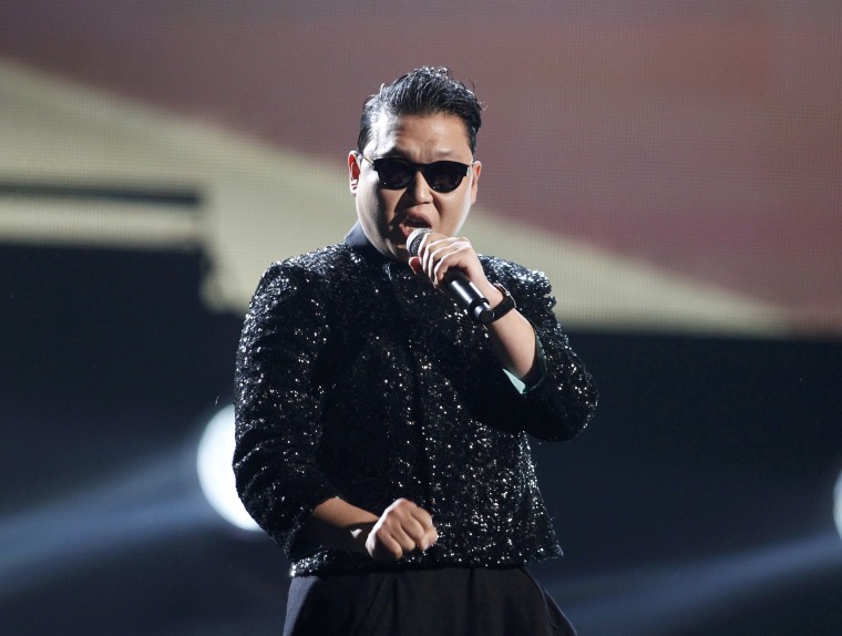 South Korean rapper Psy performs \"Gangnam Style\" at the 40th American Music Awards in Los Angeles, California, November 18, 2012.