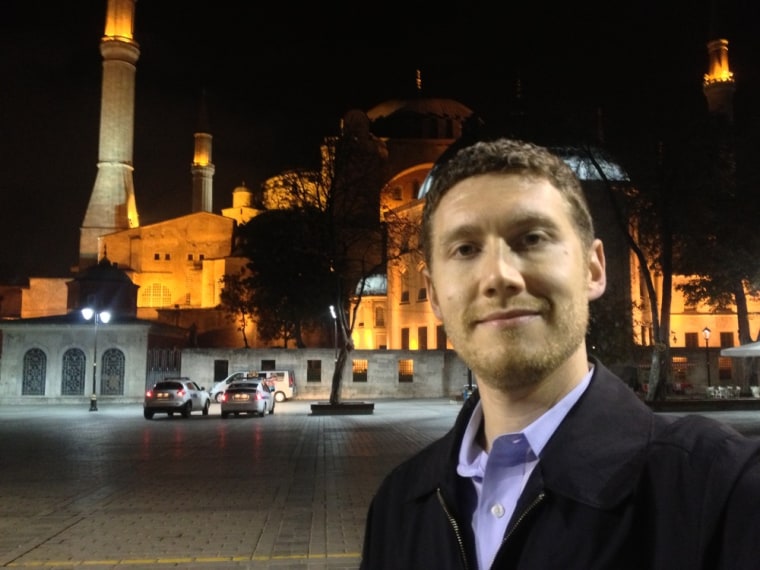 \"Mileage addict\" Howie Rappaport recently spent 27 hours in the air for one night in Istanbul, all so he could maintain his elite status on Delta.