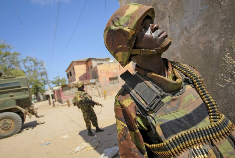 Kenyan soldiers patrol in Kismayu.