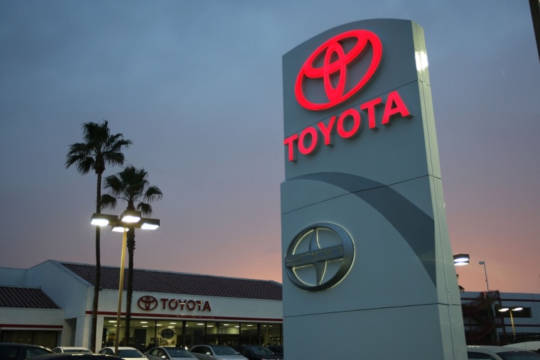 Toyota is to recall over 7 million vehicles over faulty window switches.