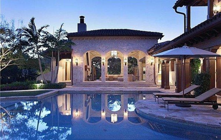 Kevin James' new home has eight bedrooms and 10.5 bathrooms.