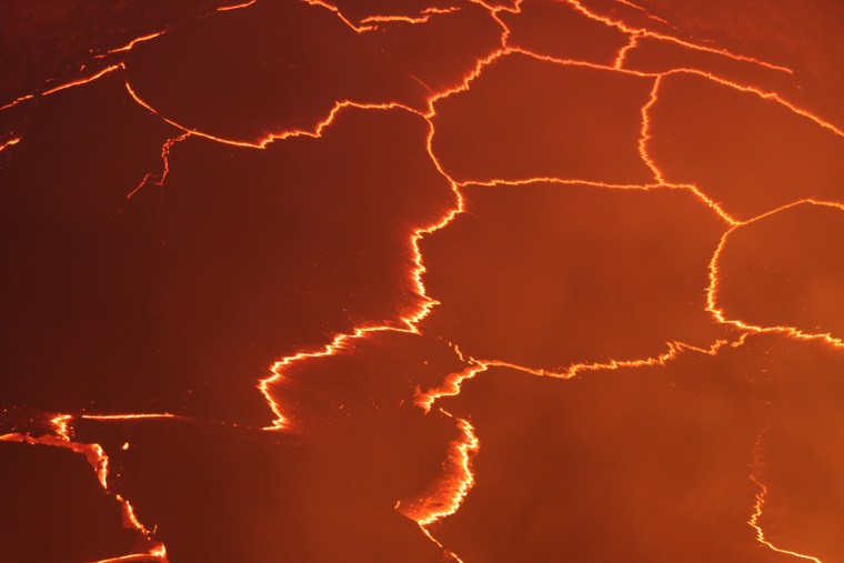 A close up of the surface of the lava lake at Kīlauea's summit on Oct. 18. The lake is about 138 ft below the floor of Halemaʻumaʻu.