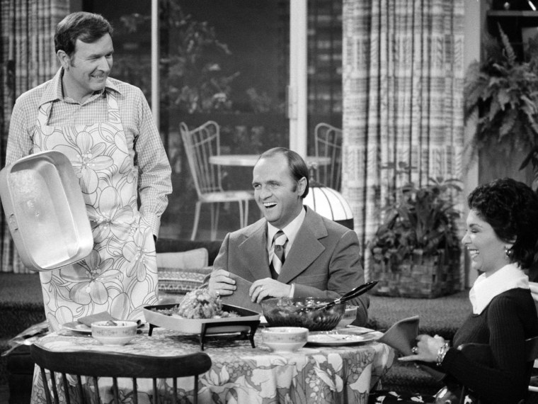 Bill Daily, Bob Newhart and Suzanne Pleshette in a scene from \"The Bob Newhart Show.\"