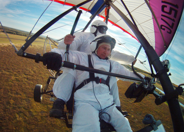 Russias Putin Takes To Sky To Lead Flight Of Cranes