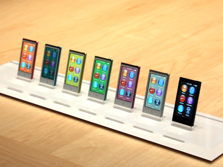 7 colors iPod Nanos