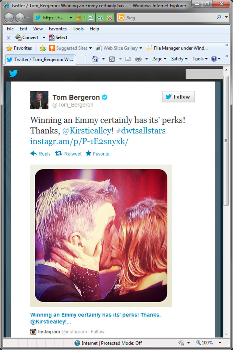 Tom Bergeron tweeted a photo of his big smooch after the show.