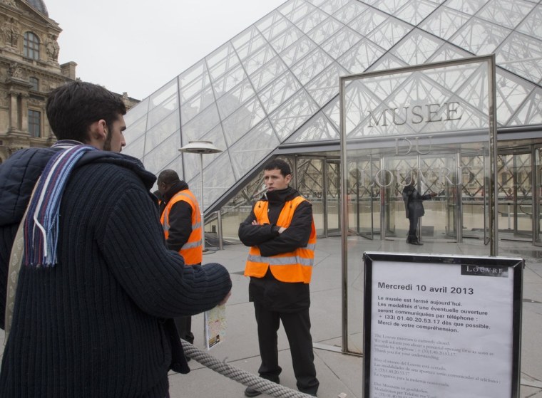 Louvre Museum in Paris shuts for day as workers protest pickpockets