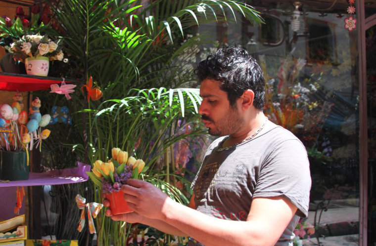 Florist Khalid Ramadan wanted Mubarak set free.