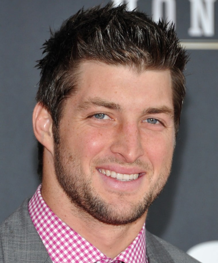 Could Denver Bronco Tim Tebow be going \"Dancing\"? According to last season's champ, perhaps!