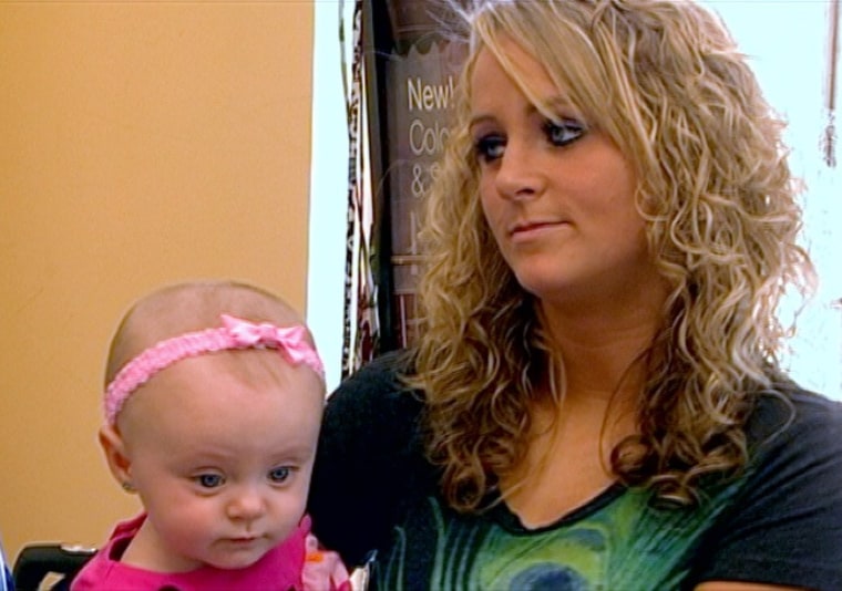 \"Teen Mom 2\" star Leah Messer and twin daughter Aleeah.
