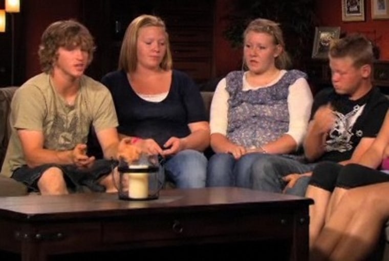 There's a rift in the \"Sister Wives\" family, at least as far as the kids are concerned.