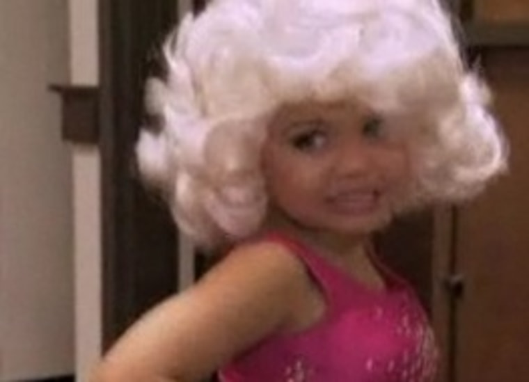 Madison dressed as Dolly Parton on TLC's \"Toddlers & Tiaras.\"