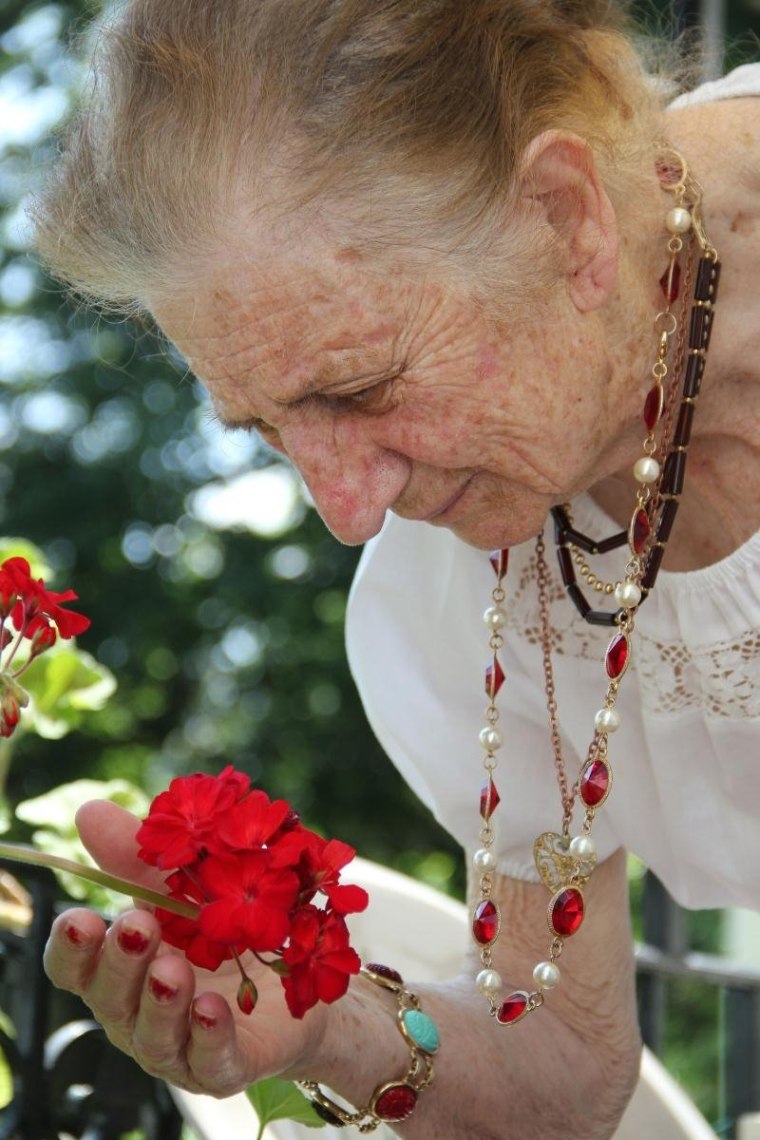 Gram Leone