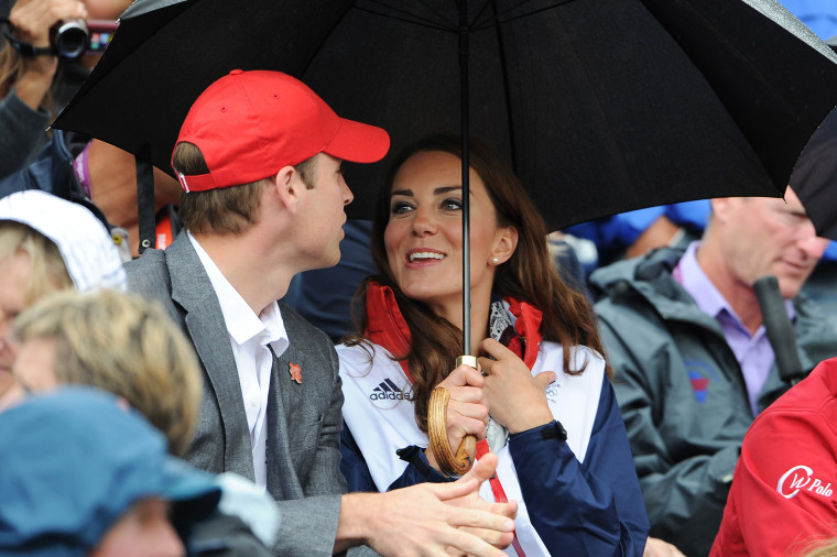 LONDON, ENGLAND - JULY 31:  (L-R) Prince William, Duke of Cambridge and Catherine, Duchess of Cambridge chat during the Show Jumping Eventing Equestri...