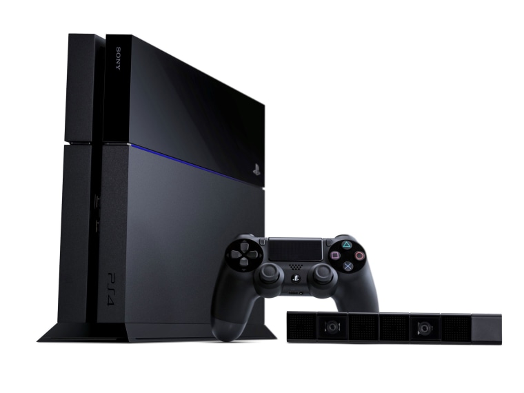 Sony and Microsoft clarified differences between the PlayStation 4 and Xbox One's premium online features this week.
